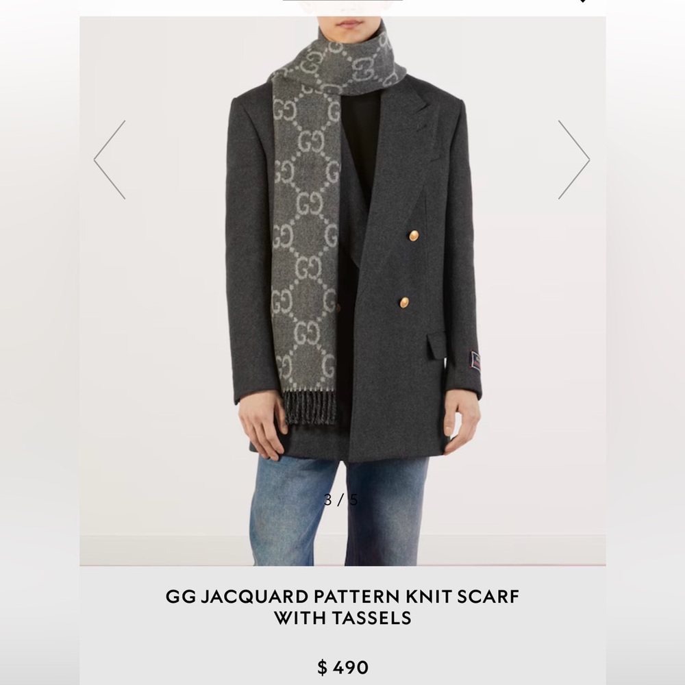 Gucci GG JACQUARD PATTERN KNIT SCARF
WITH TASSELS